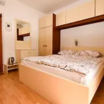 Guest house Andela 3*