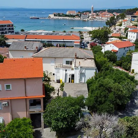 Πανσιόν Andela 3*