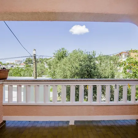 Πανσιόν Andela